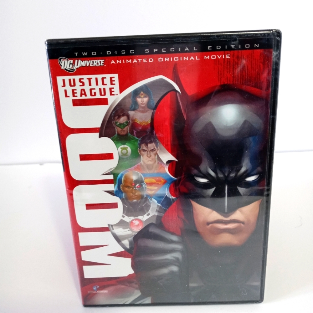 DC Universe Justice League Doom DVD NWT